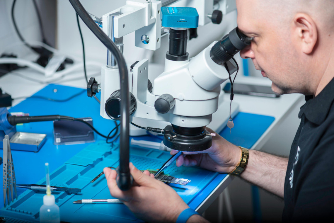 The world of semiconductors: between geopolitics and tech race